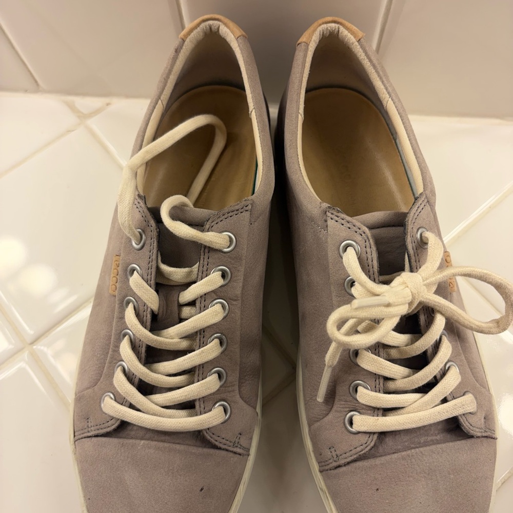 Ecco Women's Gray Sneakers